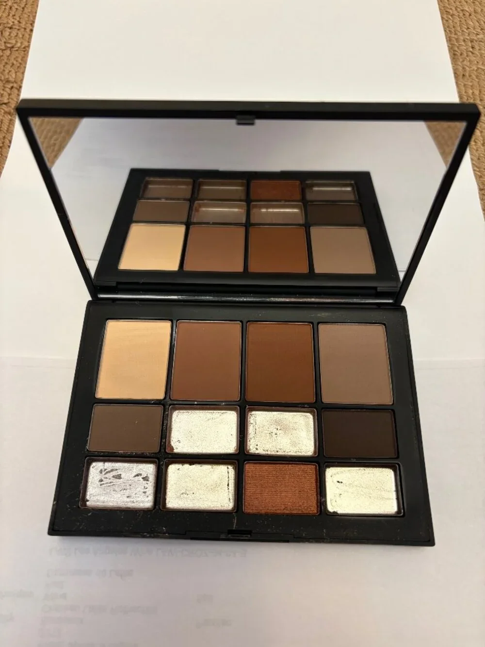 NARS SKIN DEEP EYESHADOW PALETTE